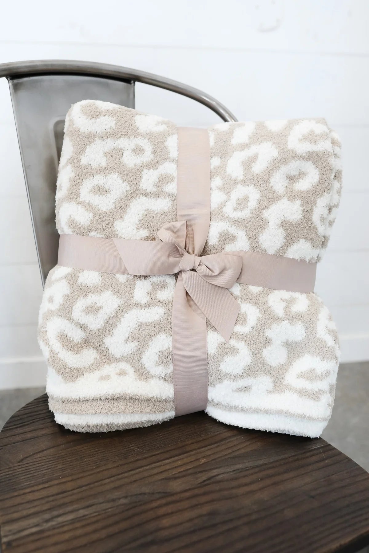 Leopard Comfy Luxe Blanket - Beige