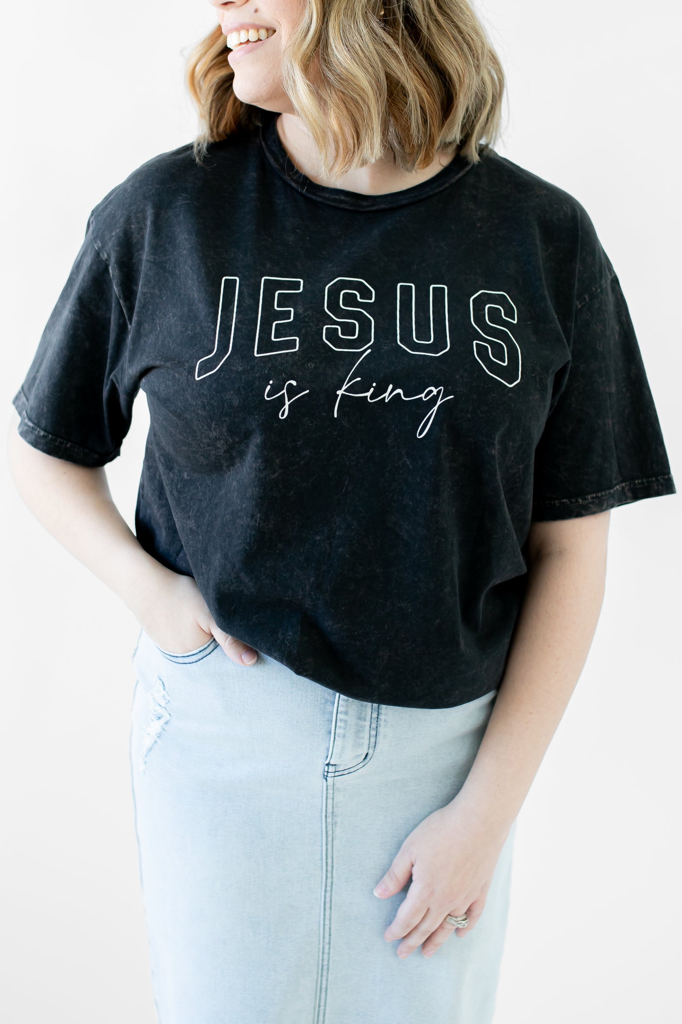 Jesus is King Graphic Tee in Mineral Black