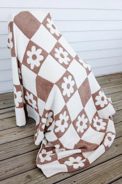 PINK DEALS* Checkered Flowers Luxe Blanket