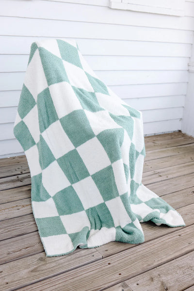 PINK DEALS* Checkered Luxe Blanket