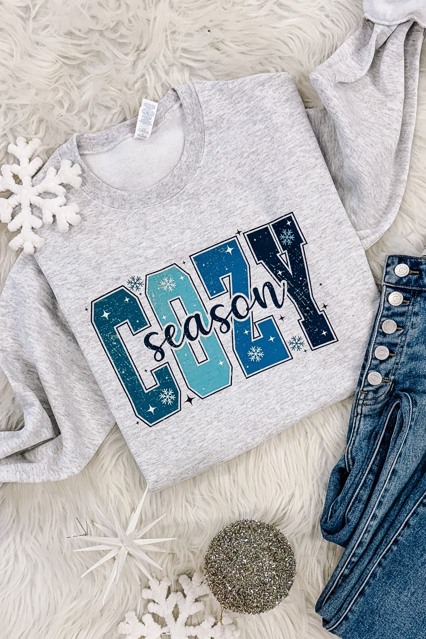 PRE-ORDER Winter Cozy Season Graphic Sweatshirt - Ash Grey(Ships by 12/3)