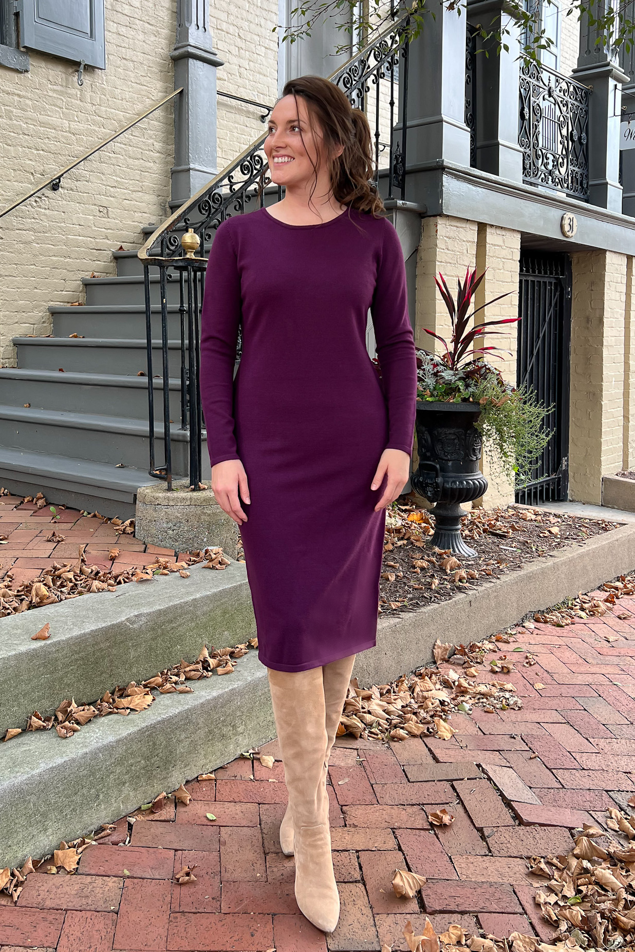 THE QUINN EVERYDAY SCOOP NECK SWEATER DRESS IN DK PURPLE (Final Sale)