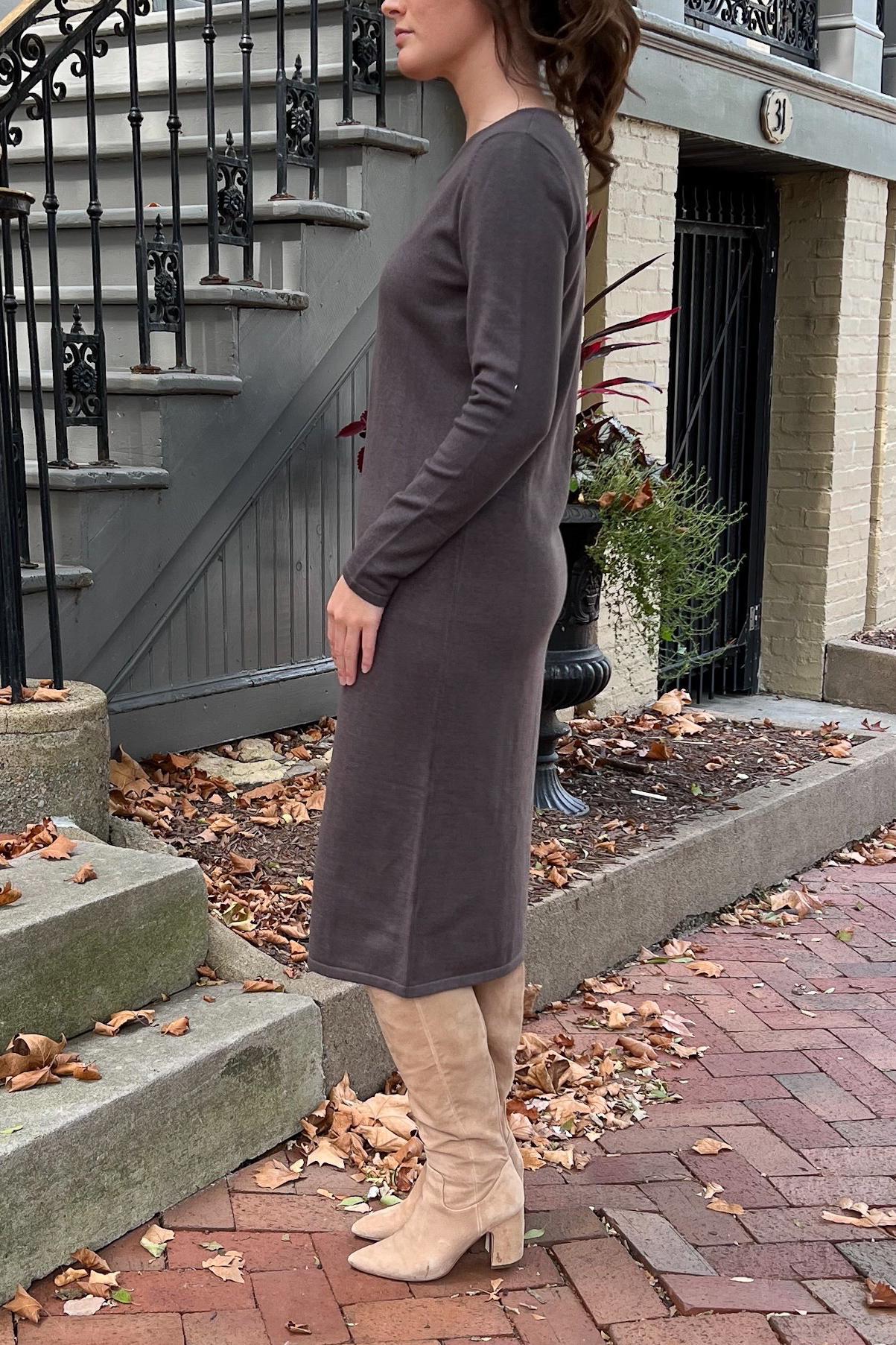 THE QUINN EVERYDAY SCOOP NECK SWEATER DRESS IN GREY (Final Sale)