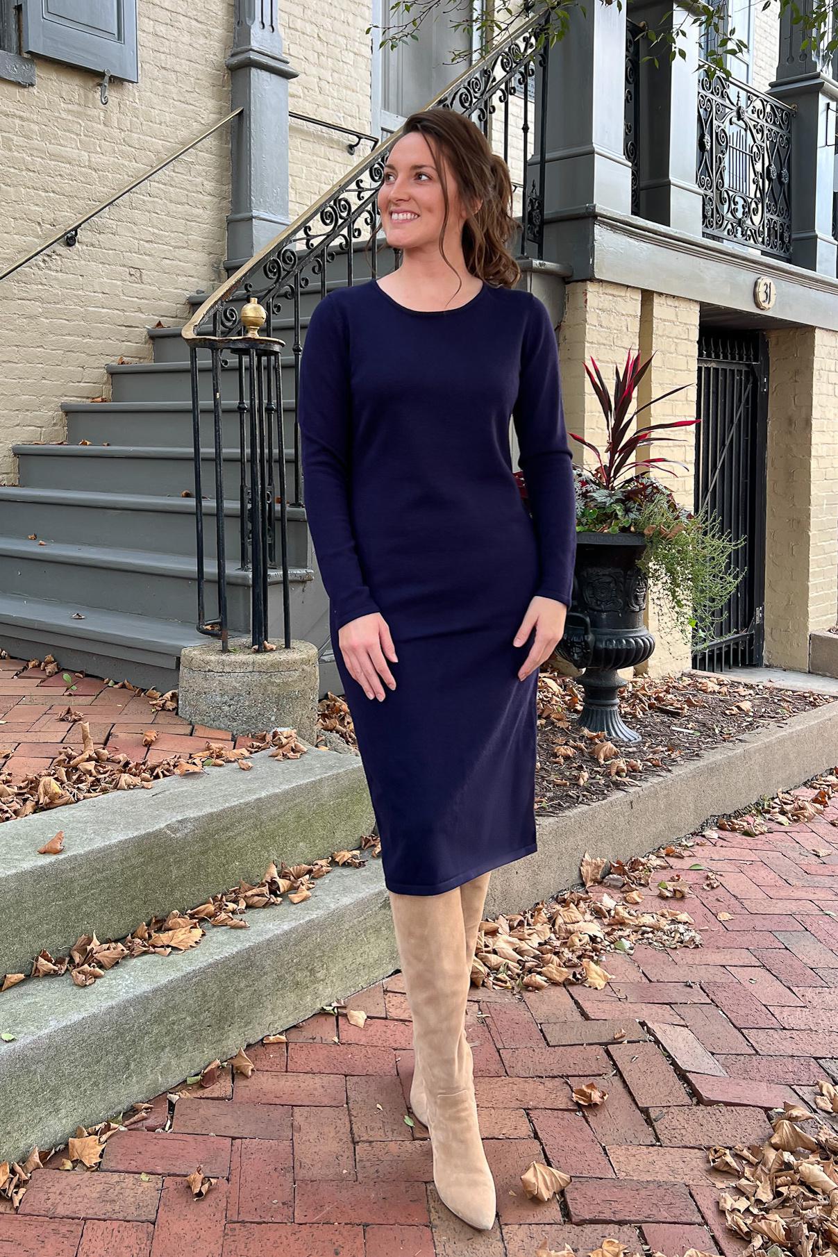 THE QUINN EVERYDAY SCOOP NECK SWEATER DRESS IN NAVY (Final Sale)