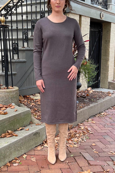 THE QUINN EVERYDAY SCOOP NECK SWEATER DRESS IN GREY (Final Sale)