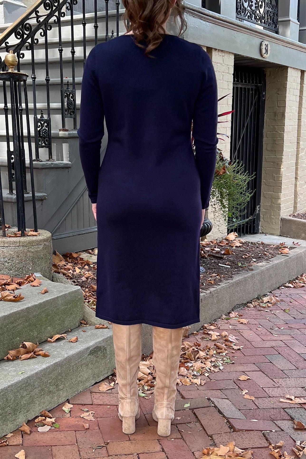 THE QUINN EVERYDAY SCOOP NECK SWEATER DRESS IN NAVY (Final Sale)