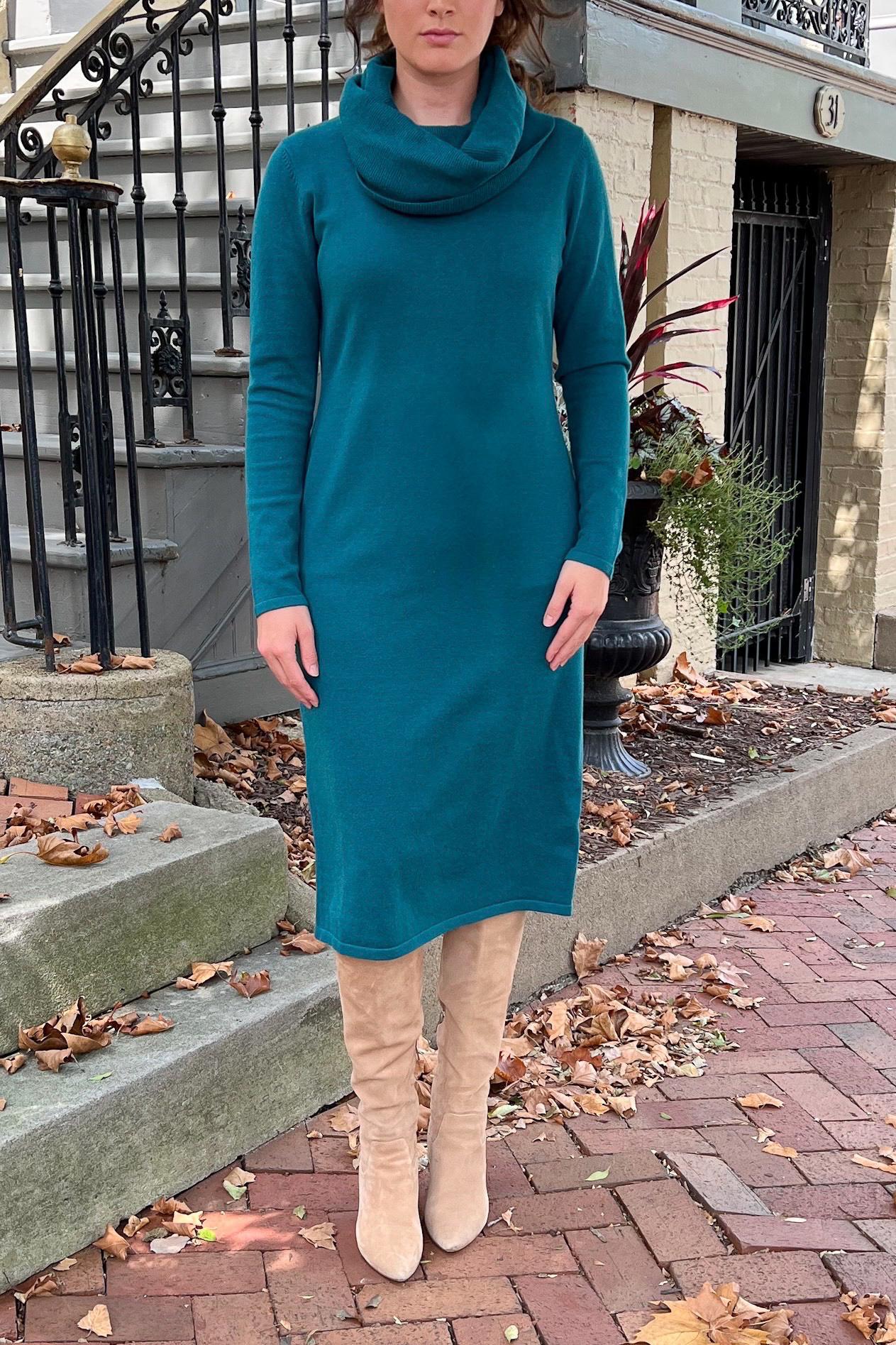 THE EMERY COWL NECK SWEATER DRESS IN EMERALD Petite 39