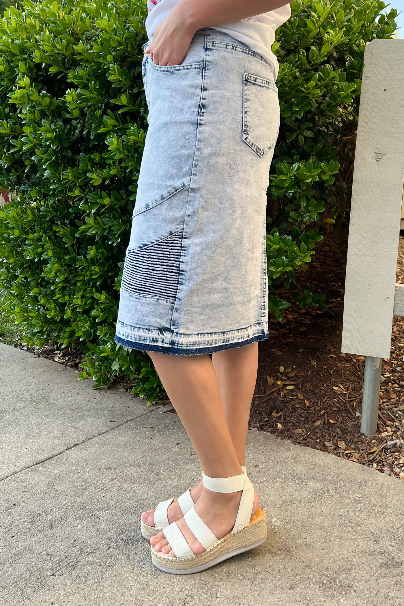 Devyn Moto Denim Skirt in Acid Wash (FINAL SALE)